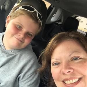 Meet your Posher, Dana